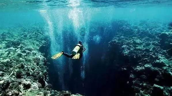 烧水壶里的水垢能不能补钙？