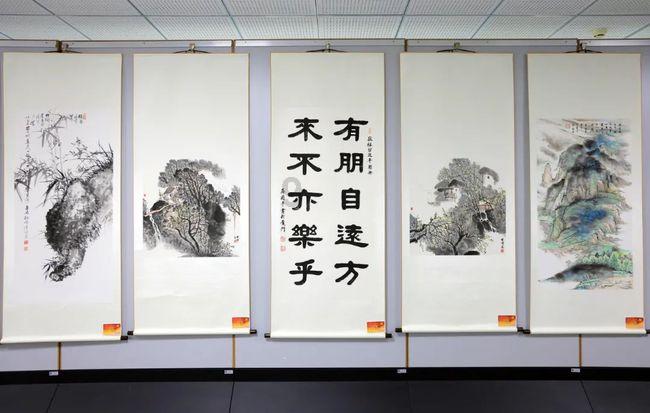 解惑交流必备,be considered 和be considered as有什么区别?用法分别是什么?帮您解疑答惑